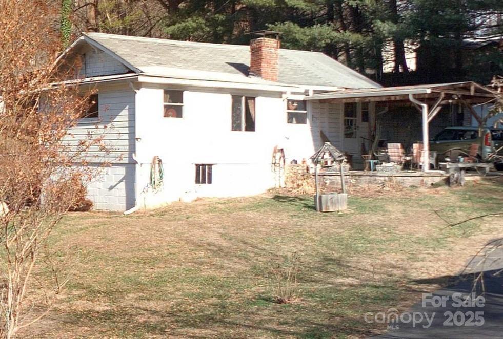 9 Karen Pl., Asheville, NC 28806