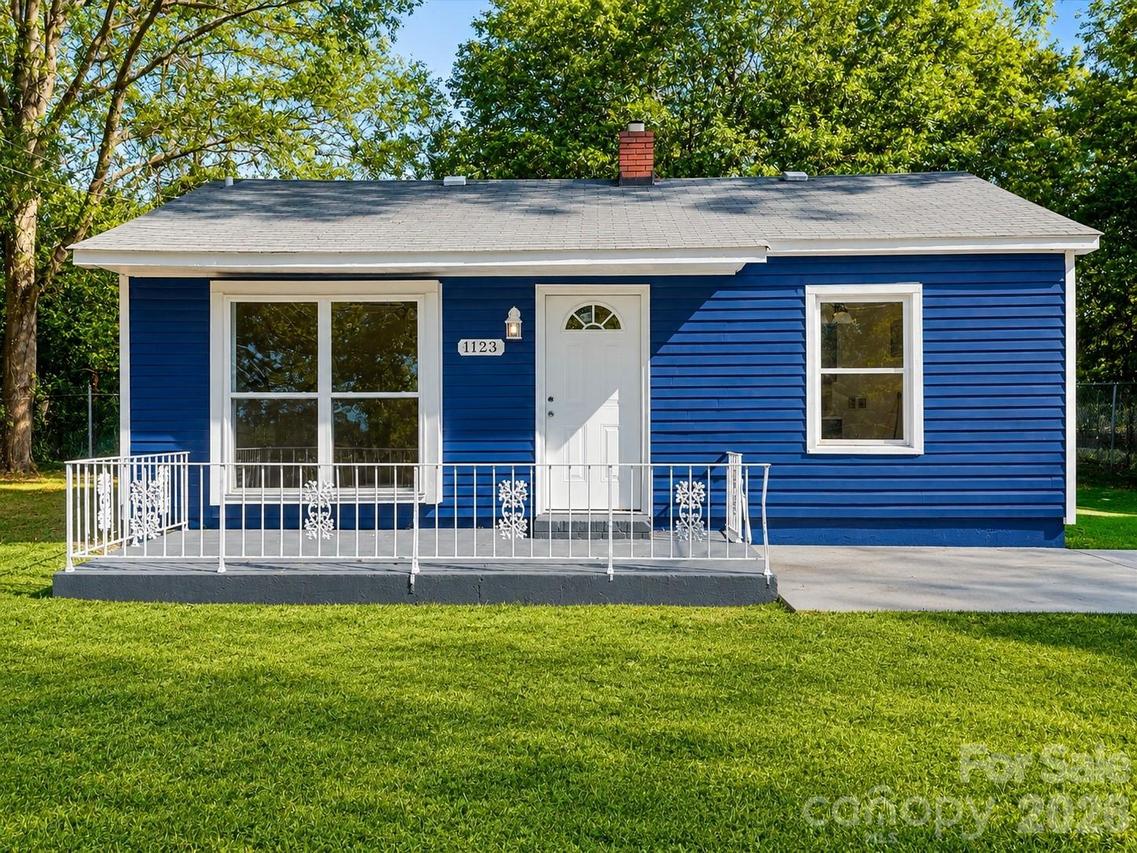 1123 Saratoga Dr., Charlotte, NC 28208