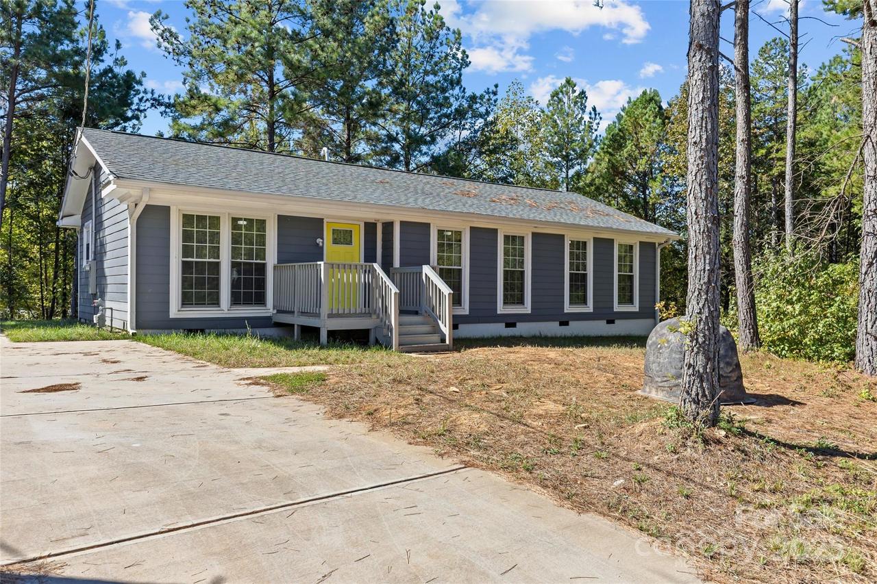 8341 Reedy Creek Rd., Charlotte, NC 28215