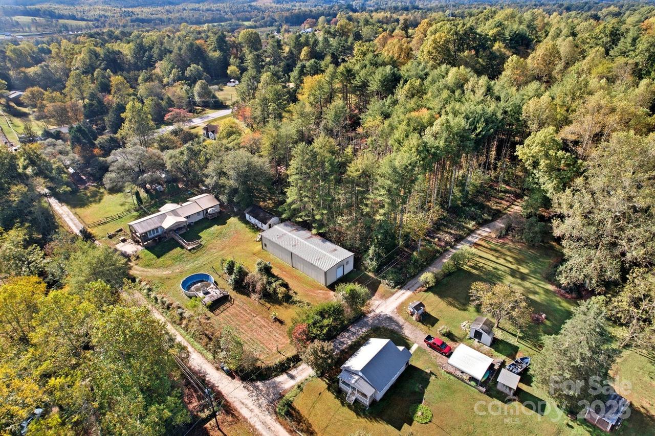 2906 Kidd Pl., Lenoir, NC 28645