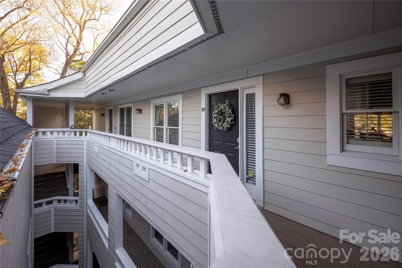 2715 Selwyn Ave. #30, Charlotte, NC 28209