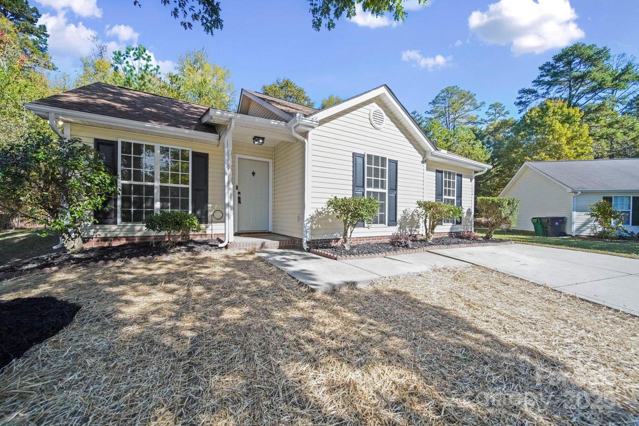 1504 Bear Brook Dr., Charlotte, NC 28214