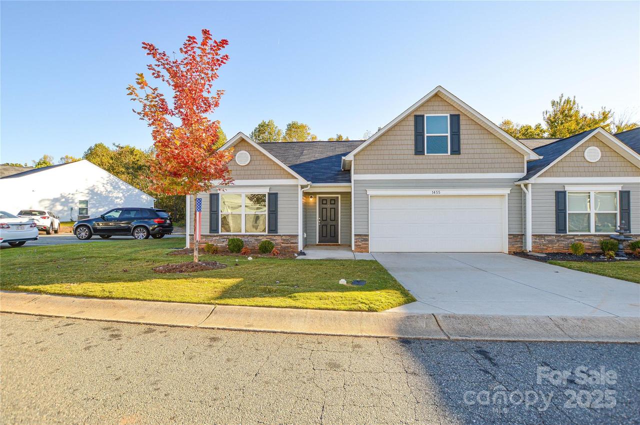 1455 Amberlight Cir., Salisbury, NC 28144