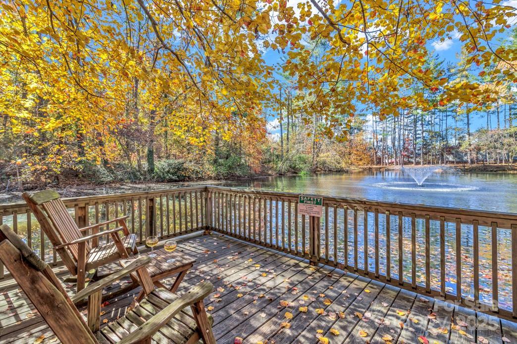 111 Hidden Pond Ln., Asheville, NC 28804