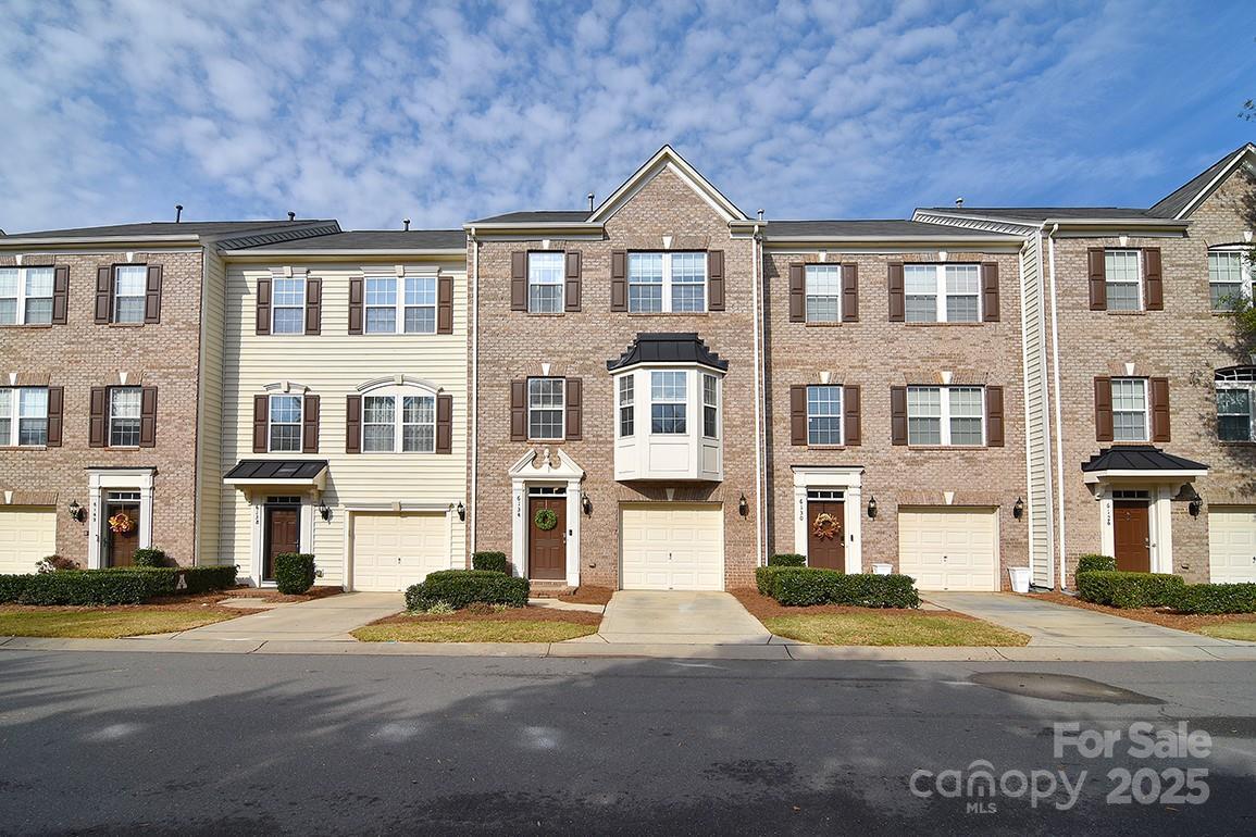 6134 Rockefeller Ln., Charlotte, NC 28210