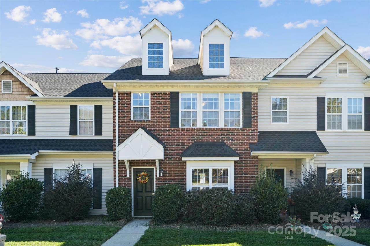 2021 Twilight Ln., Monroe, NC 28110