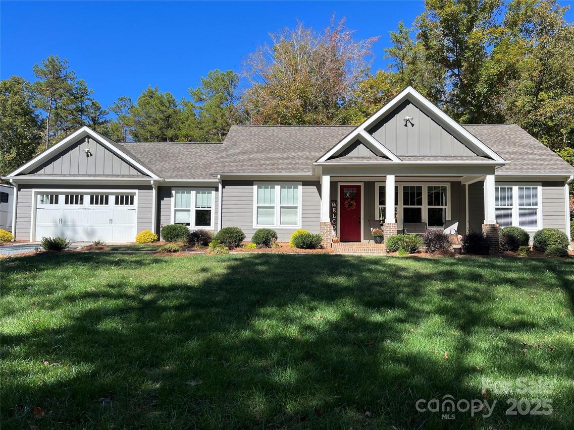 7109 Dorey Ln., Waxhaw, NC 28173