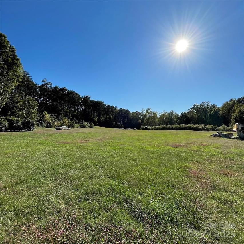 325 29th Avenue Dr. #TR 1, Hickory, NC 28601