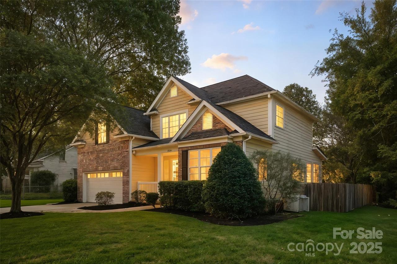 2105 Lanier Ave., Charlotte, NC 28205