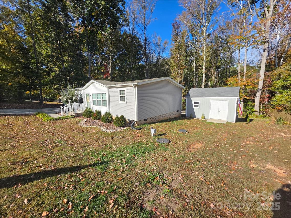 126 Tradewinds Ct., Mooresville, NC 28115