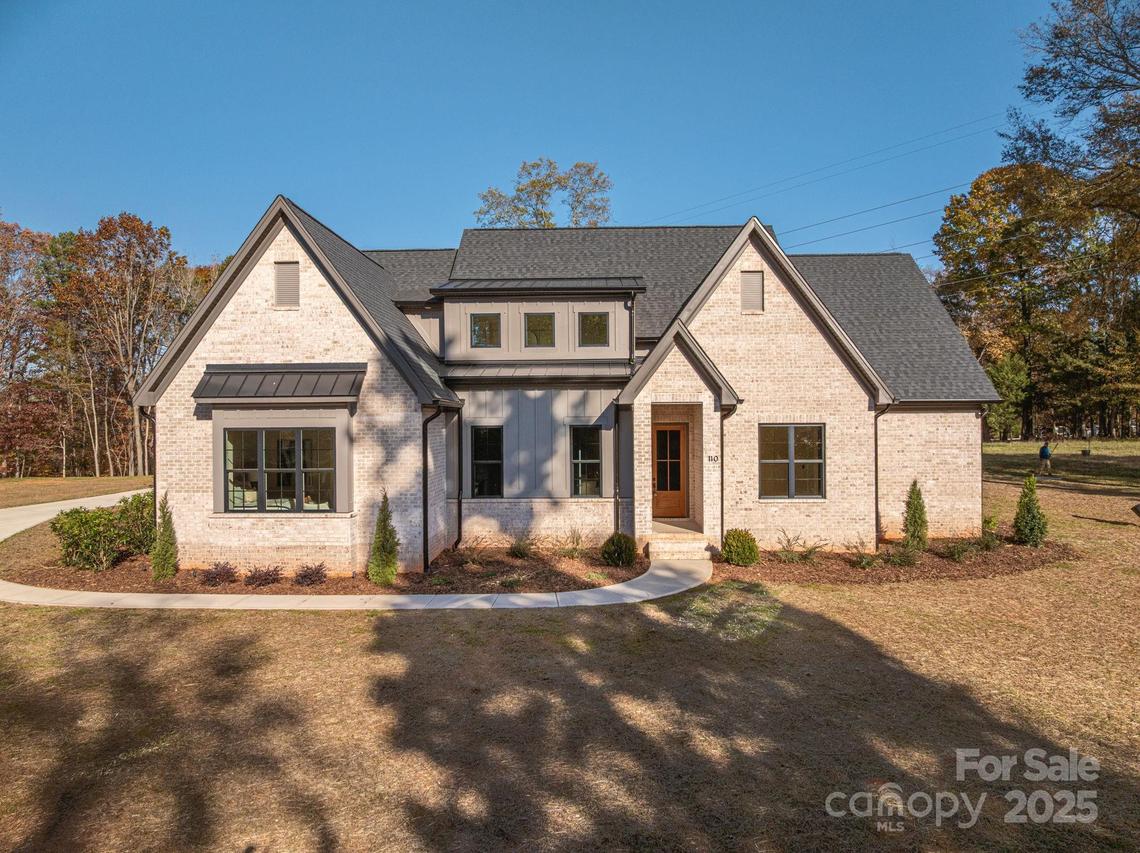 110 Lake Mist Dr., Belmont, NC 28012