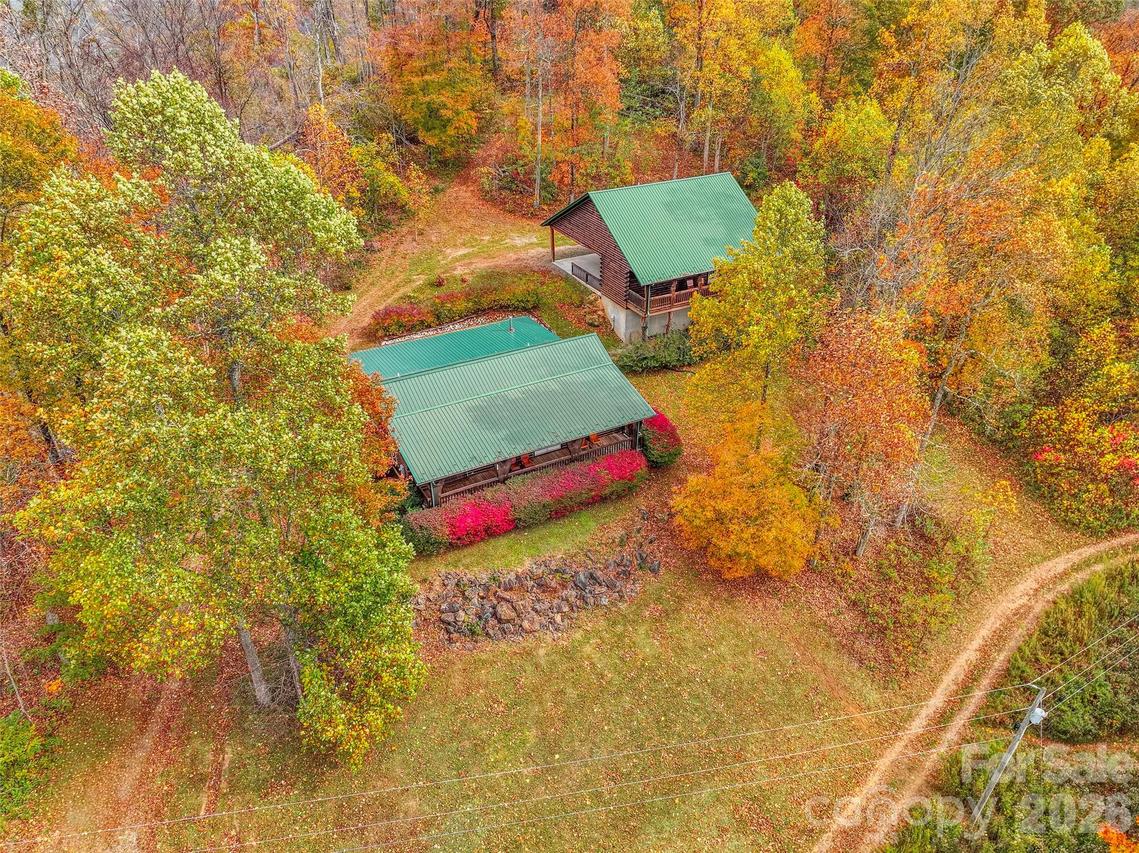 1447/1421 Ayers Mountain Rd., Green Mountain, NC 28740