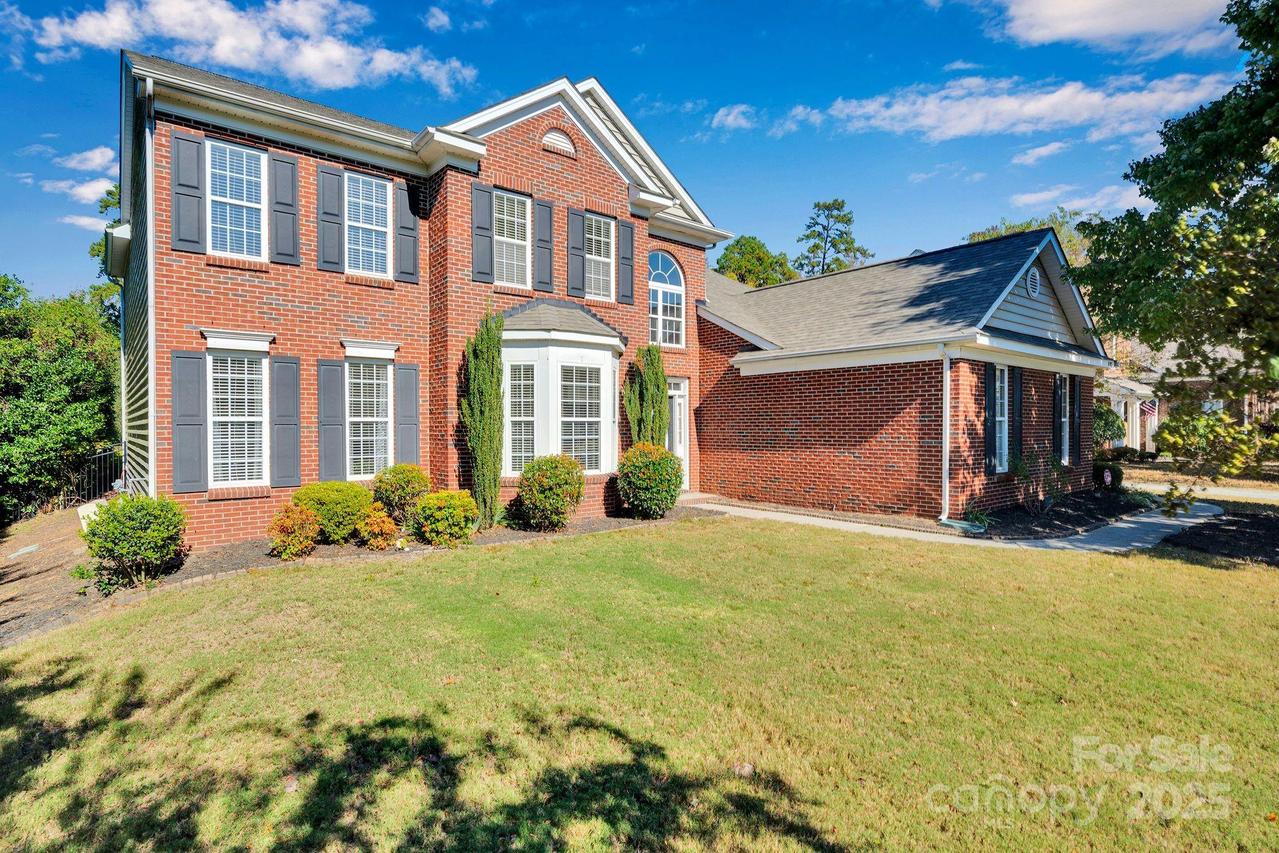 805 Springwood Dr., Waxhaw, NC 28173
