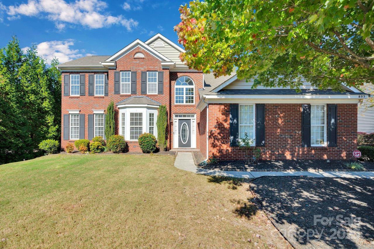 805 Springwood Dr., Waxhaw, NC 28173