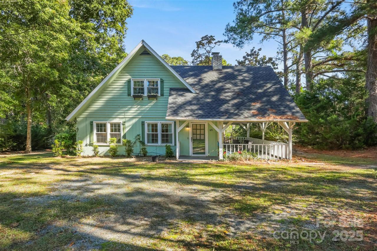 125 North Hills Dr., Wilmington, NC 28411