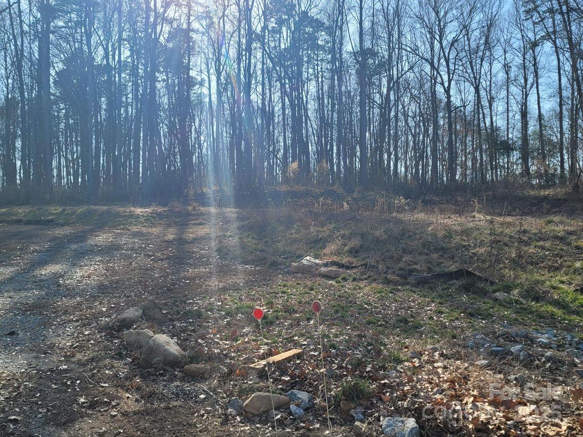 5235 Clearwater Lake Rd., Mount Holly, NC 28120