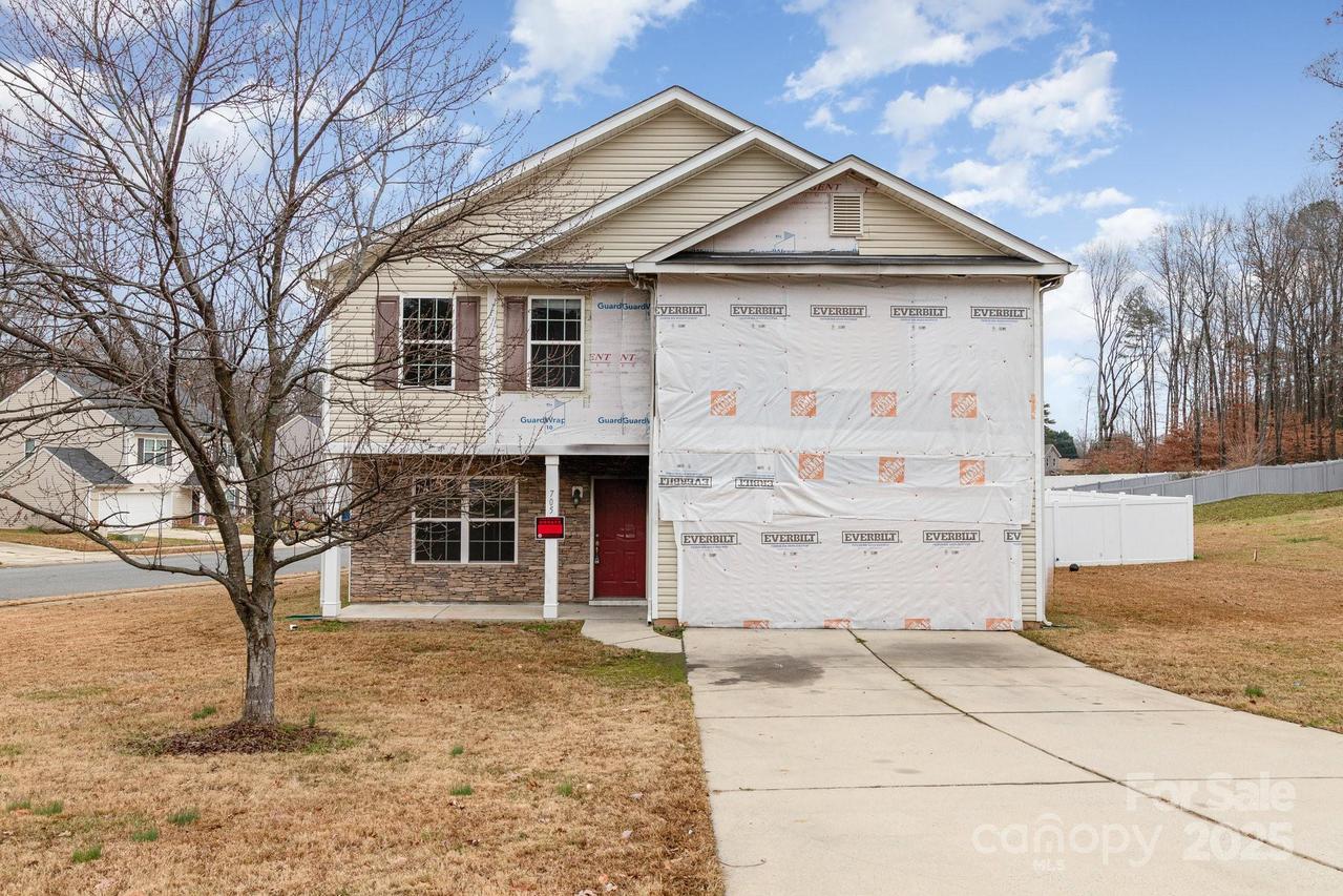 705 Ferrell Ave., Charlotte, NC 28216