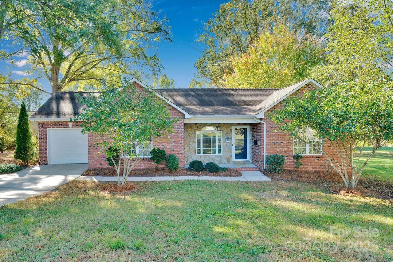 304 W Carpenter St., Maiden, NC 28650