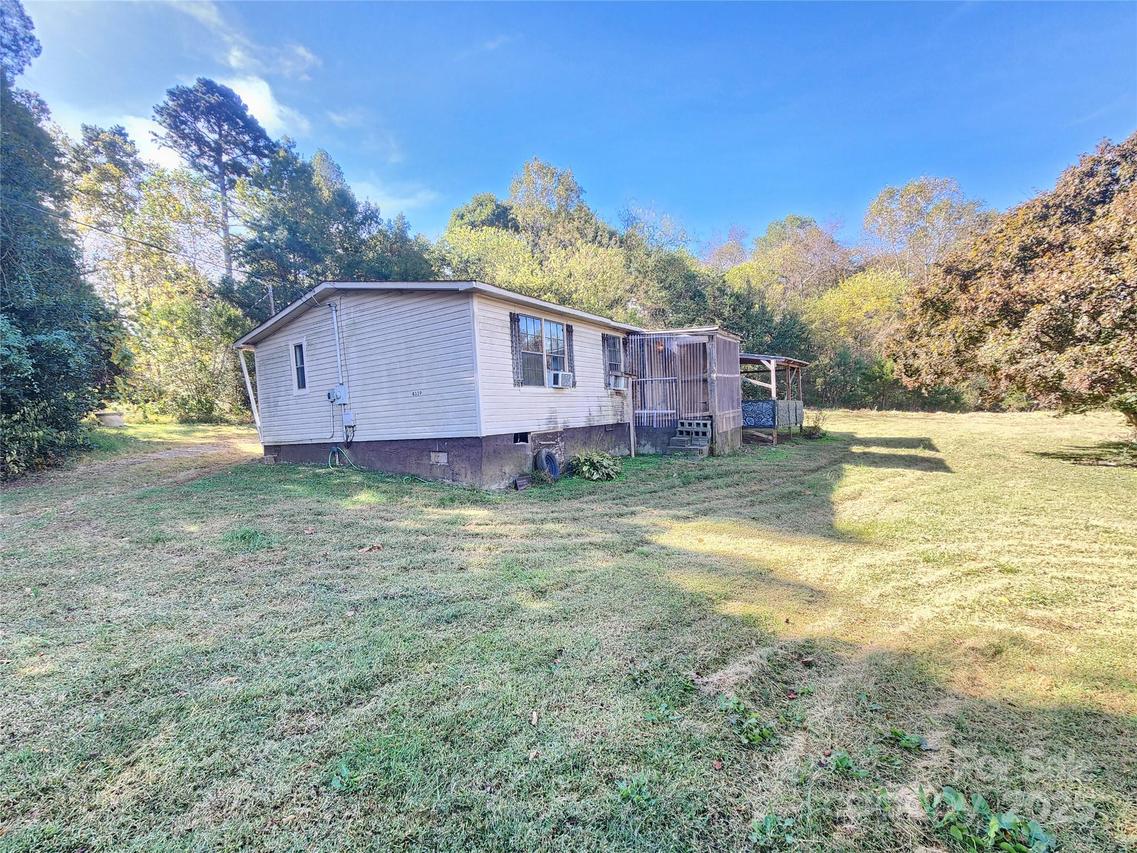 4339 Angel Hill Dr., Newton, NC 28658