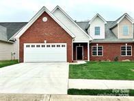 1990 Talbot Ln., Hickory, NC 28602