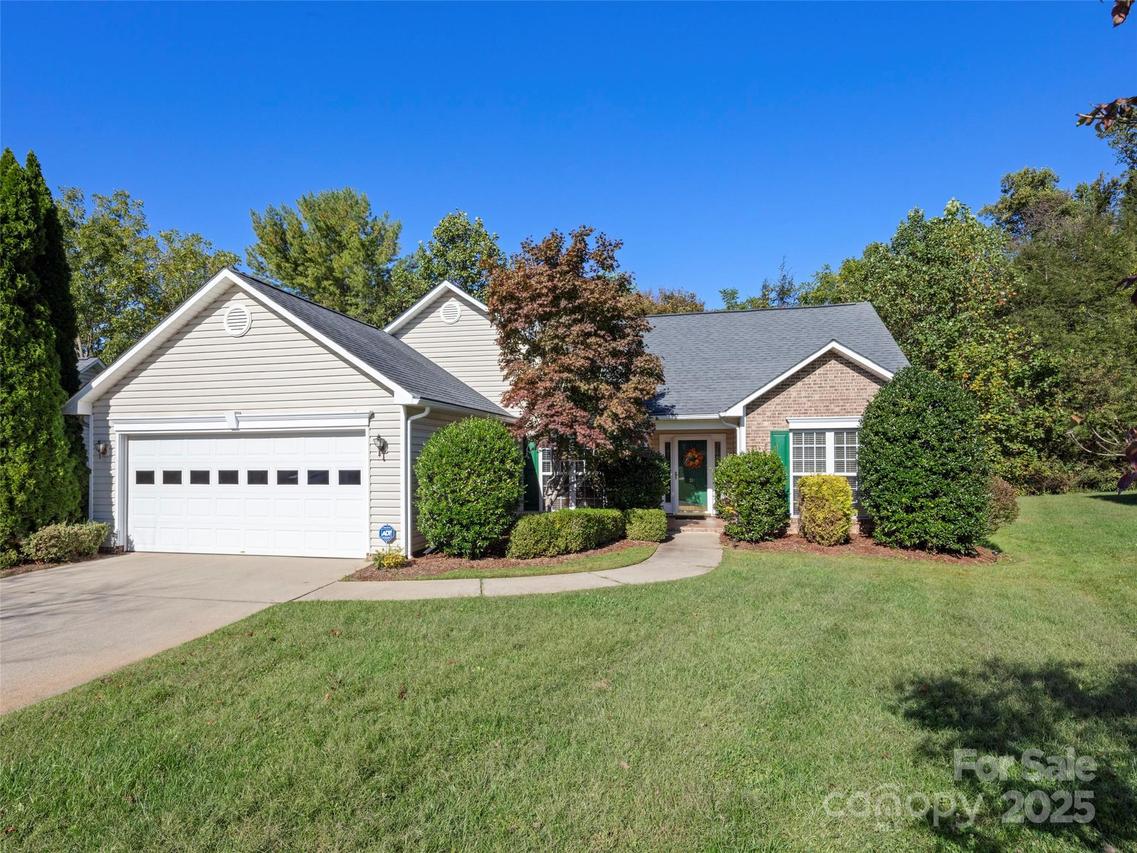 311 Pole Barn Dr., Asheville, NC 28806