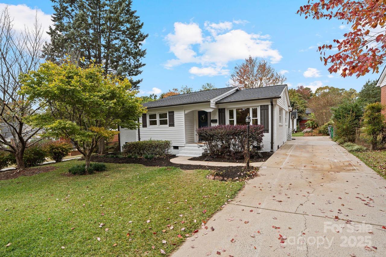 3241 Brixton Ct., Charlotte, NC 28205