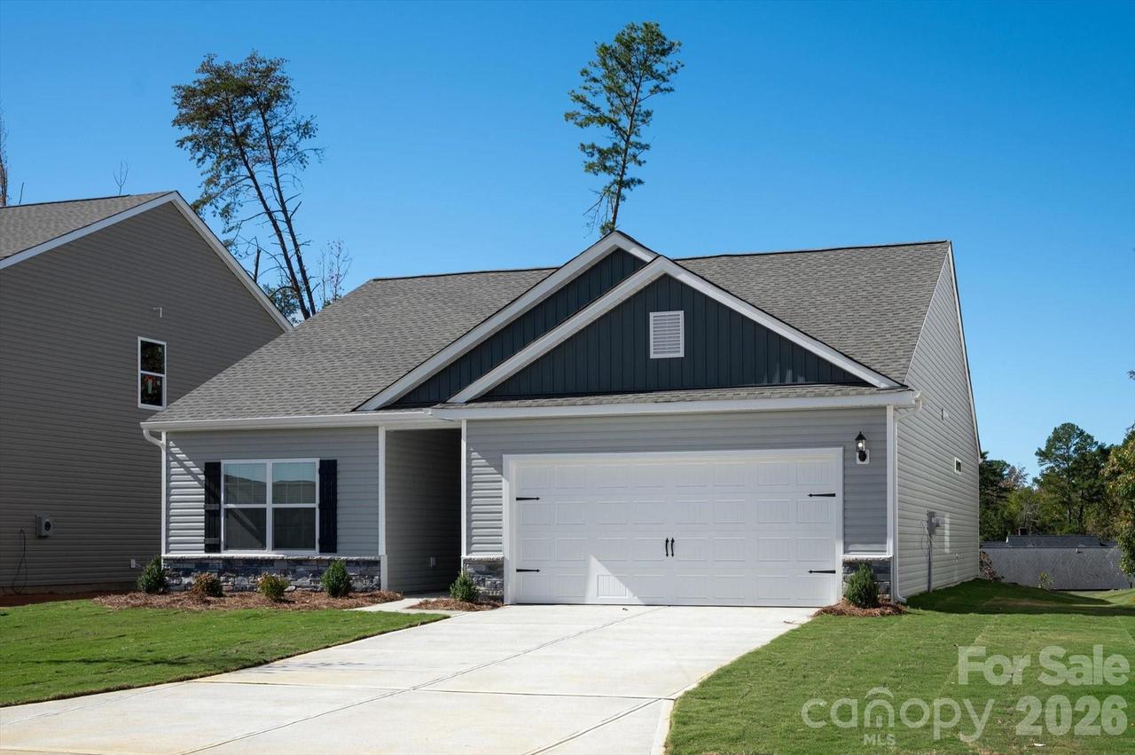 3501 Saddlebred Dr., Gastonia, NC 28052