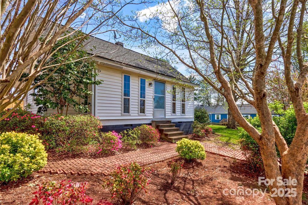 145 Duke St., Cooleemee, NC 27014