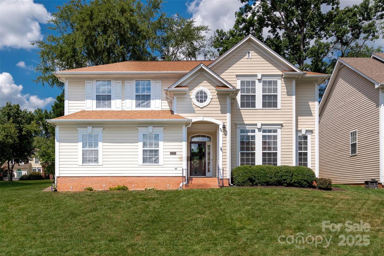 6728 Stanette Dr., Charlotte, NC 28277