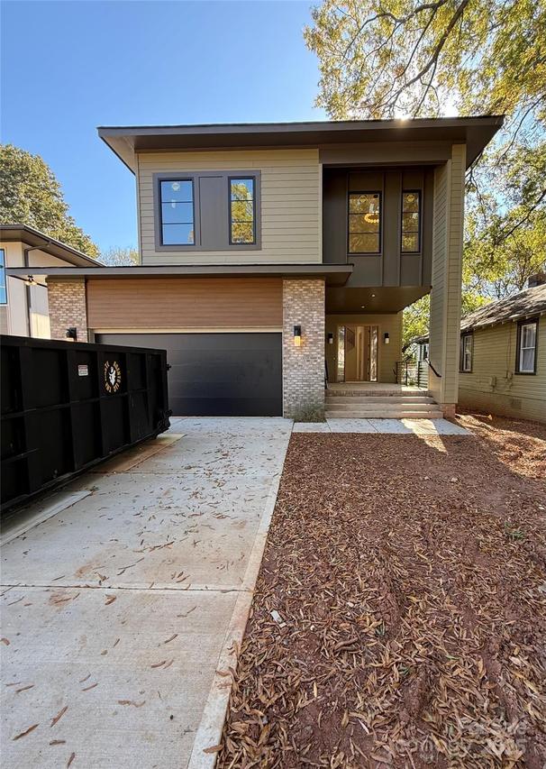 1019 Ambassador St., Charlotte, NC 28208