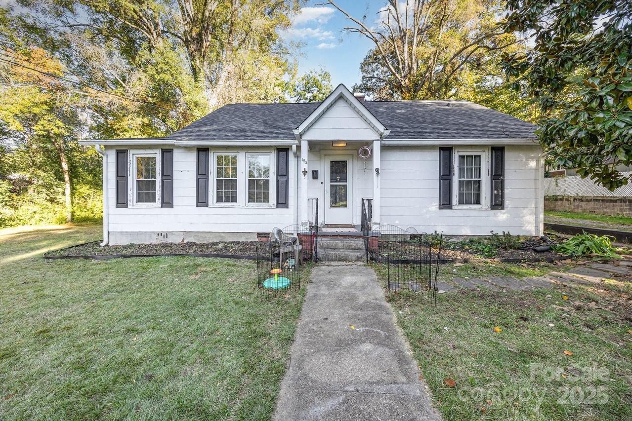 122 Eaman Ave., Salisbury, NC 28144
