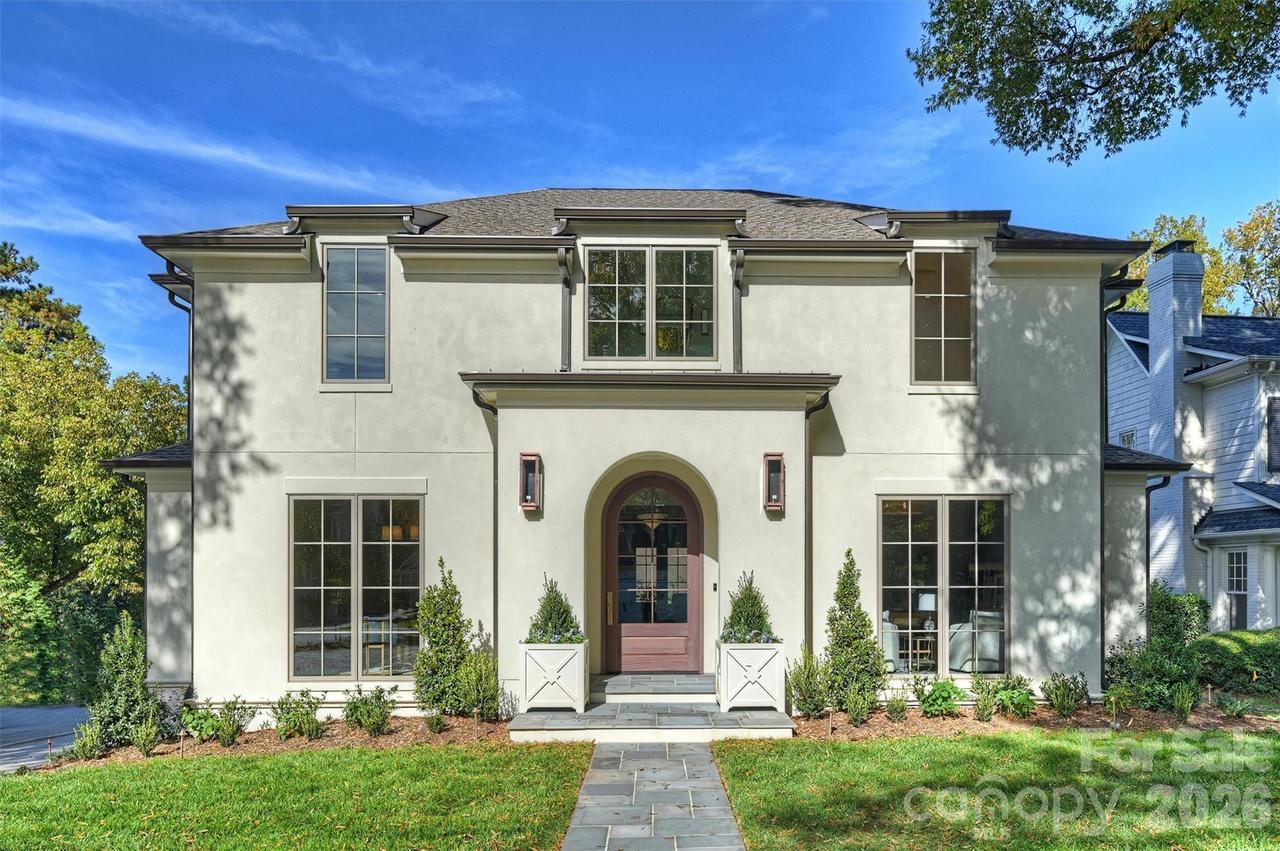 1544 Providence Dr., Charlotte, NC 28211