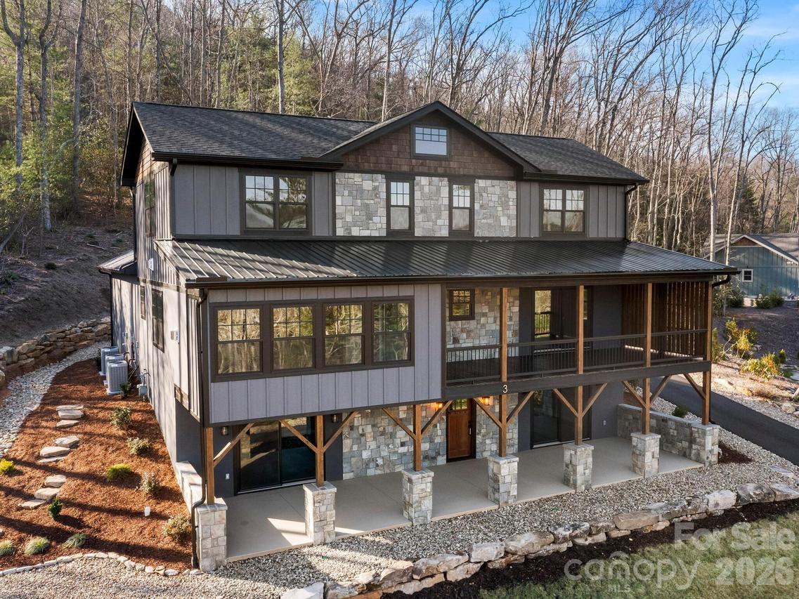 3 Erin Glen Ct., Fairview, NC 28730