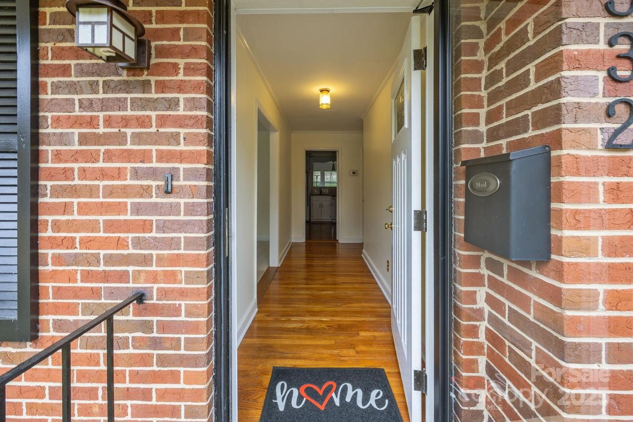 5332 Murrayhill Rd., Charlotte, NC 28210