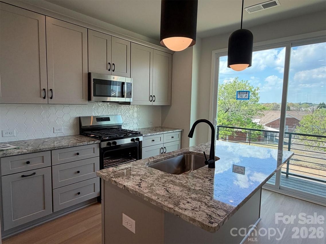 1614 Spring St. #EQX1874, Charlotte, NC 28206