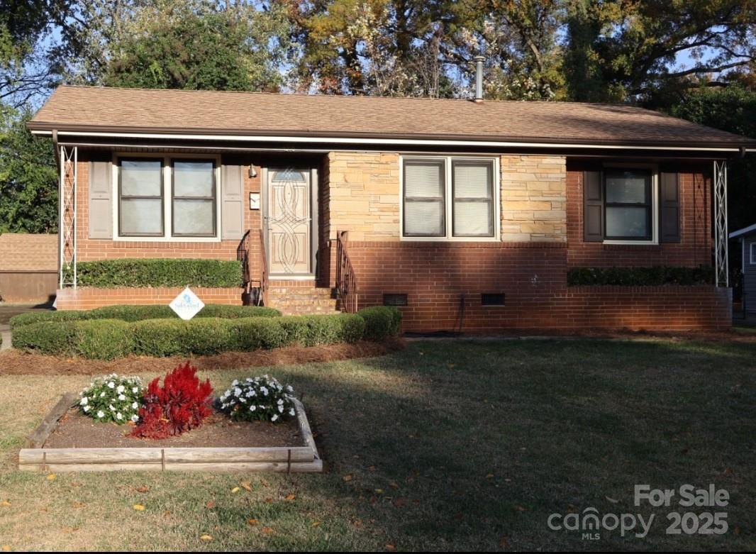 4318 Knollcrest Dr., Charlotte, NC 28208