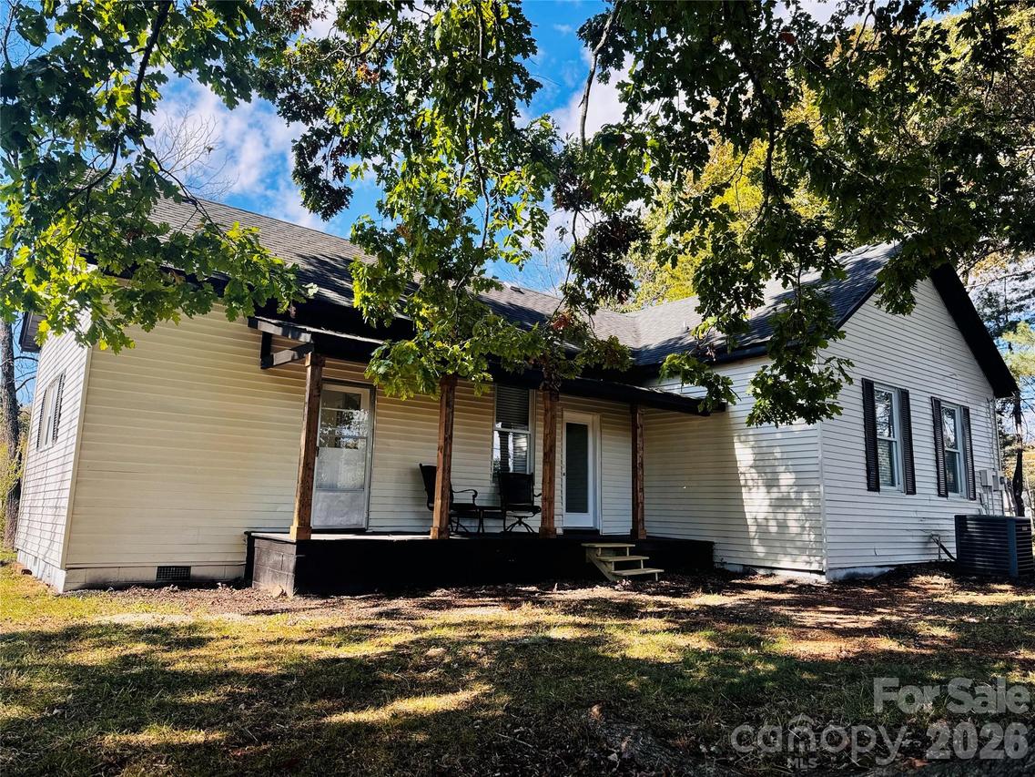 124 Smoke Stack Ln., Statesville, NC 28625