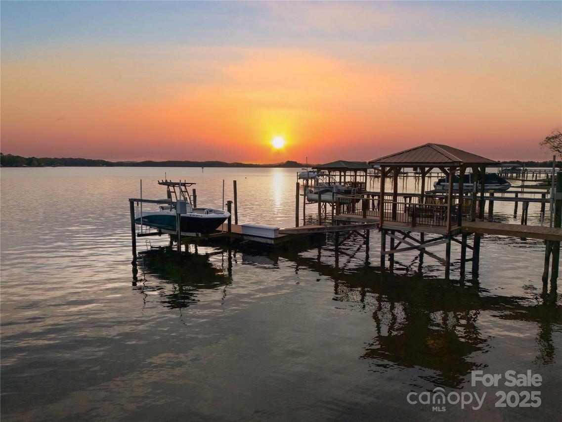 18019 Whispering Oaks Dr., Cornelius, NC 28031