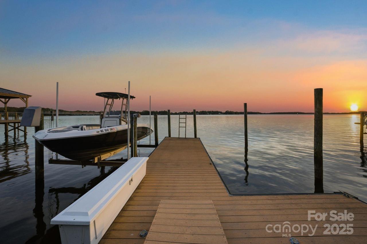 18019 Whispering Oaks Dr., Cornelius, NC 28031