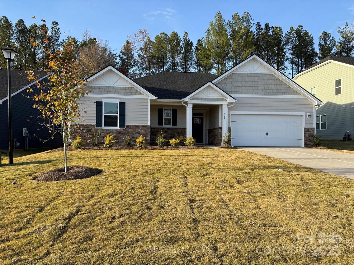 420 Lancashire Ct., Denver, NC 28037