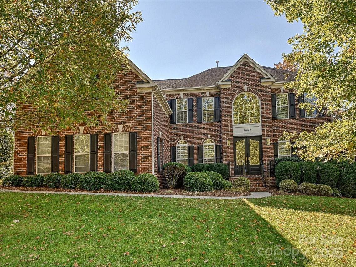 6442 Donnegal Farm Rd., Charlotte, NC 28270