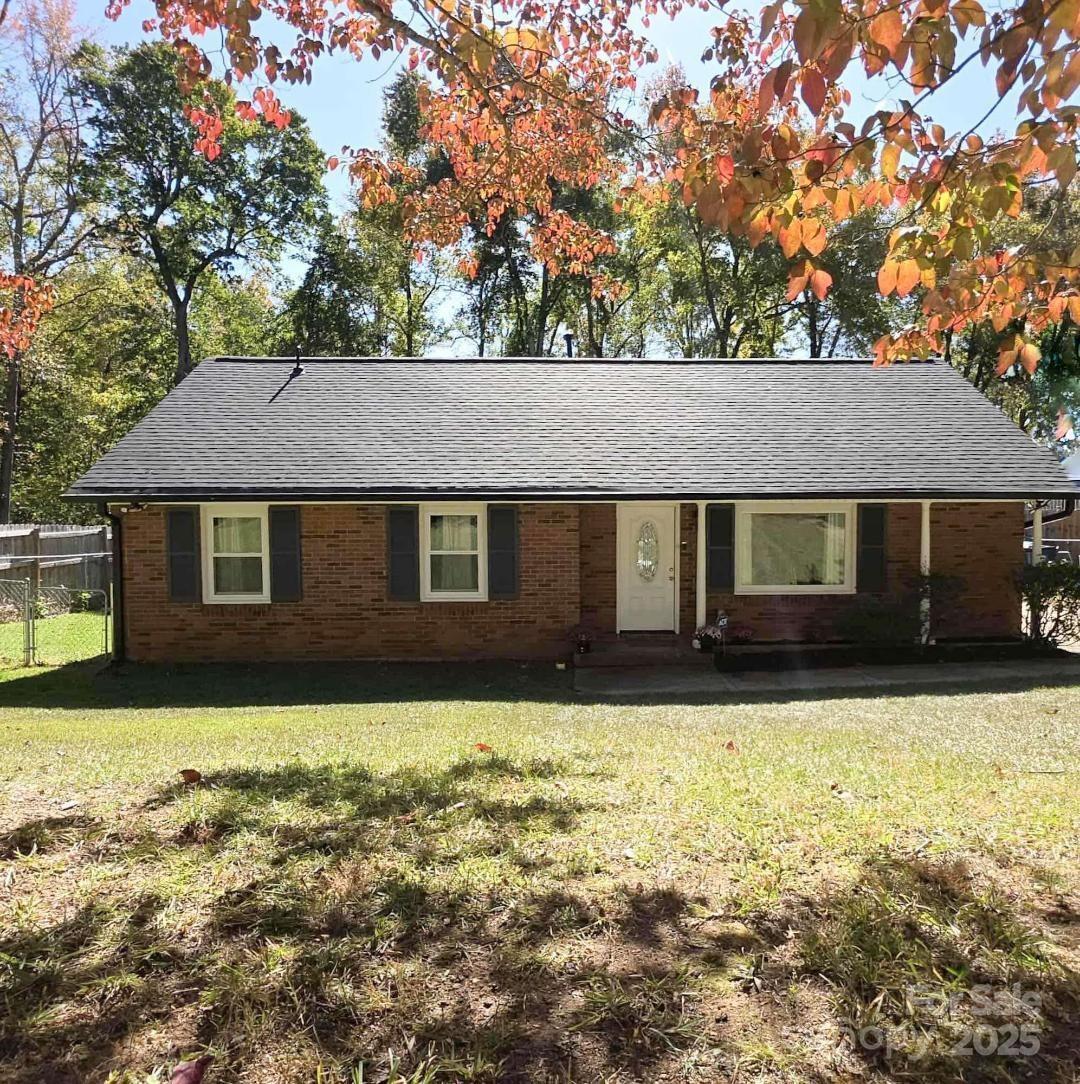 10517 Starwood Dr., Charlotte, NC 28215