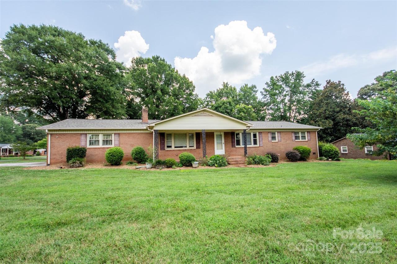 2546 E Nc 150 Hwy., Lincolnton, NC 28092
