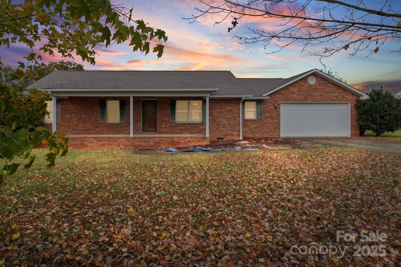 212 Doe Trail Ln., Statesville, NC 28625