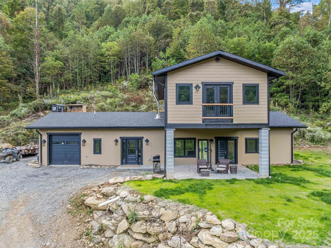 945 Roaring Fork Rd., Hot Springs, NC 28743