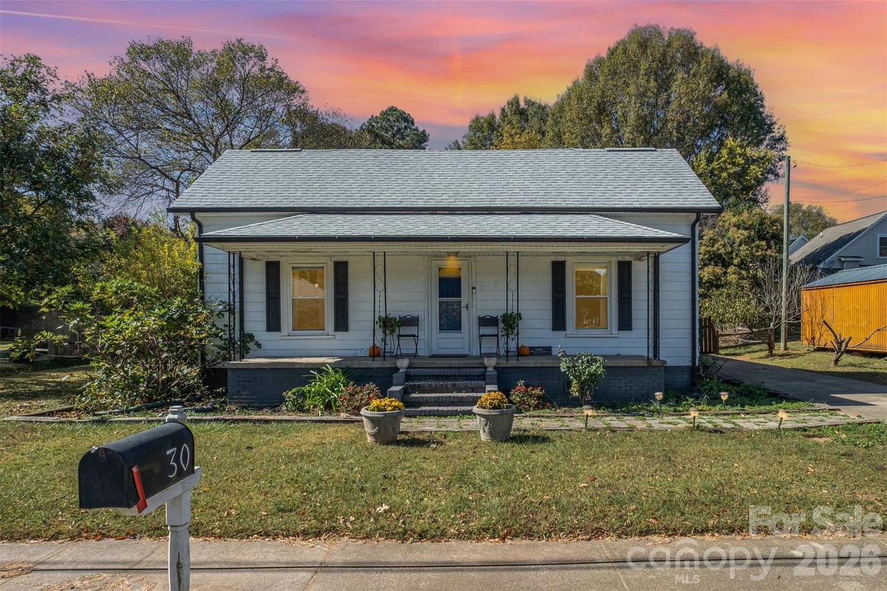 30 Selma Dr., Mooresville, NC 28115