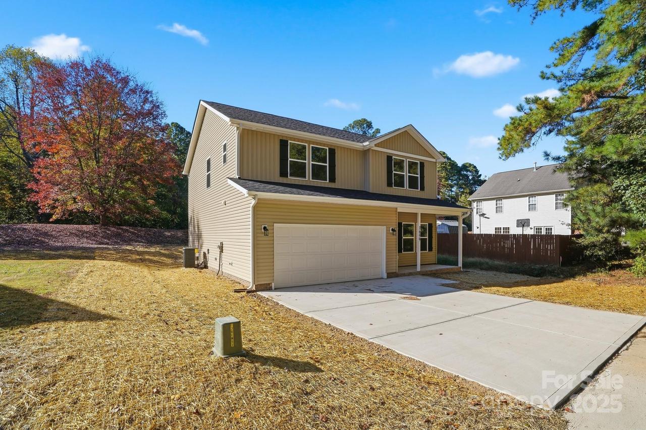 1699 Mission Oaks St., Kannapolis, NC 28083