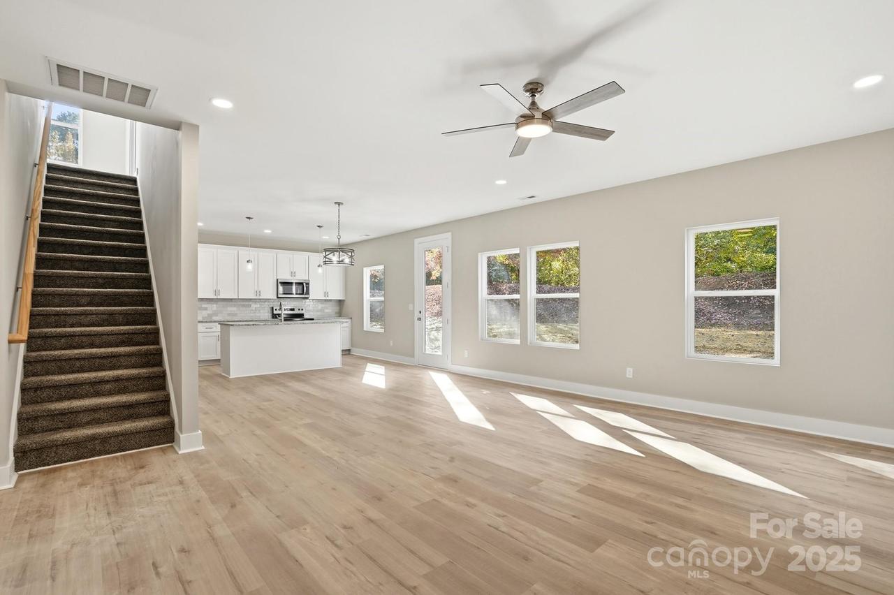 1699 Mission Oaks St., Kannapolis, NC 28083