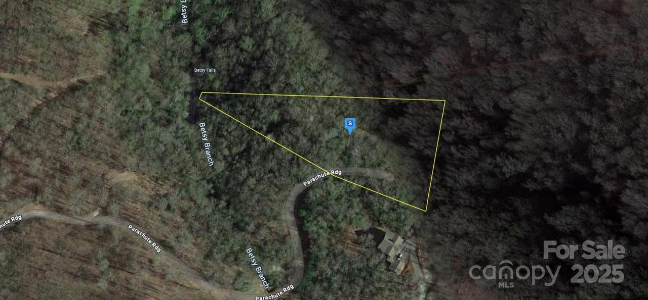 63 Pilot Mountain, Glenville, NC 28736