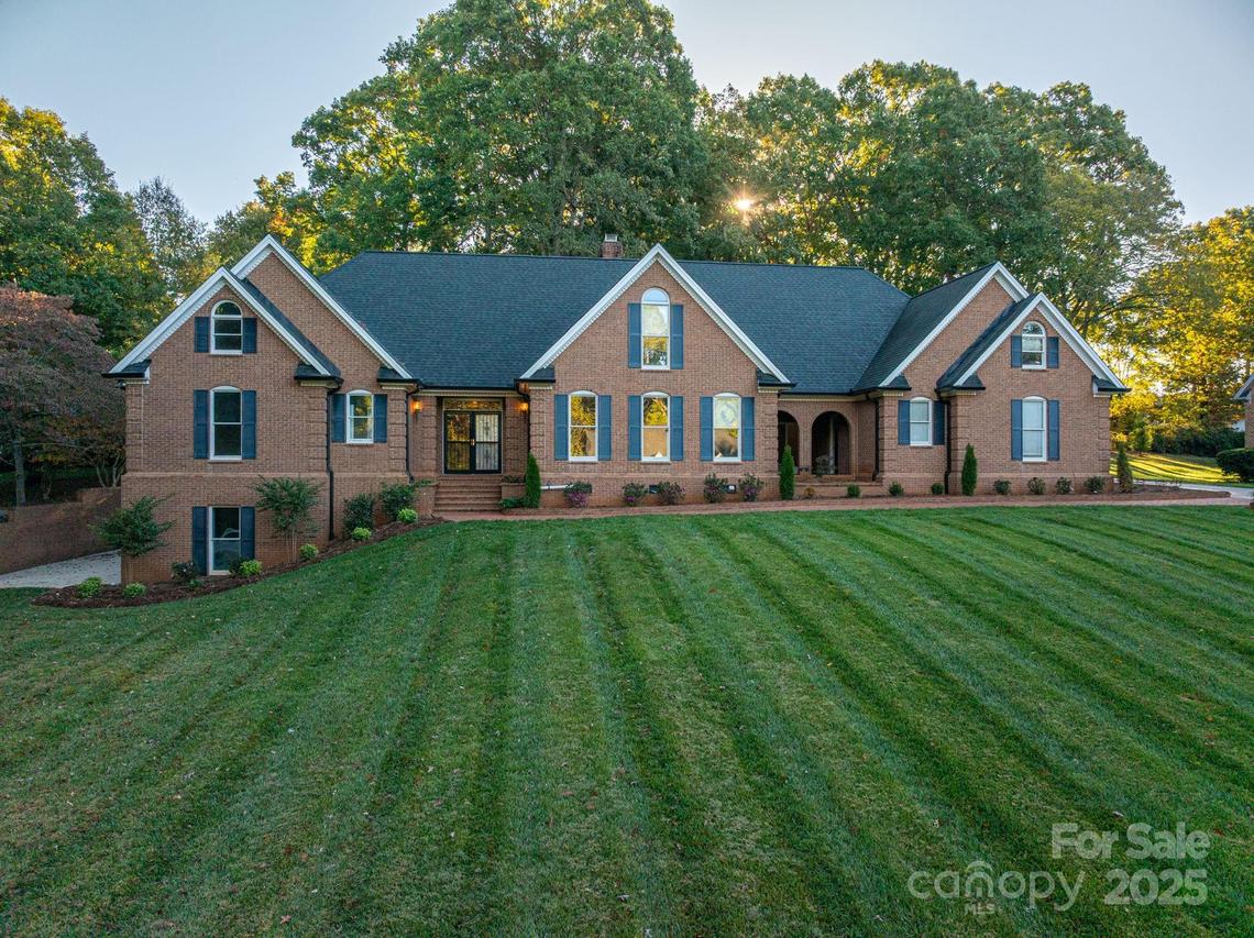 208 Hollow Rd., Lincolnton, NC 28092